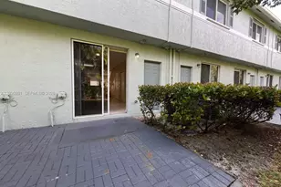 1932 Alamanda Way, Riviera Beach, FL 33404 - Photo 12