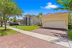 1785 NE 37th Pl, Homestead, FL 33033 - Photo 10