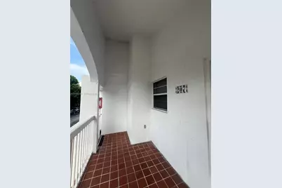 15315 SW 76th Ter #207, Miami, FL 33193 - Photo 2