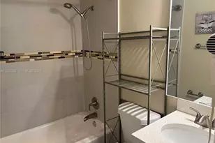 100 Gate Rd, Hollywood, FL 33024 - Photo 26