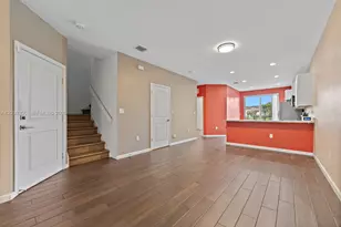2390 SE 15th St, Homestead, FL 33035 - Photo 8