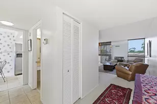 1309 Bridgewood Dr, Boca Raton, FL 33434 - Photo 4