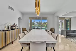 8052 NW 161st Terrace, Miami Lakes, FL 33016 - Photo 10