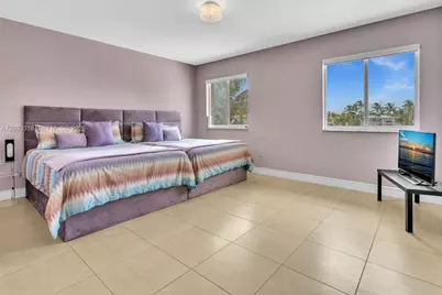 8052 NW 161st Ter, Miami Lakes, FL 33016 - Photo 40