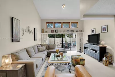 1400 NW 9th Ave #C-18, Boca Raton, FL 33486 - Photo 1