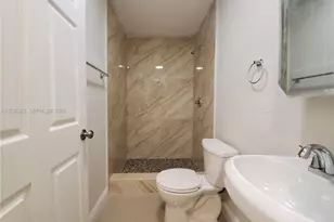 10372 NW 10th Ave, Miami, FL 33150 - Photo 10