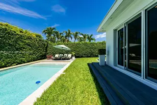 575 W 50th St, Miami Beach, FL 33140 - Photo 26