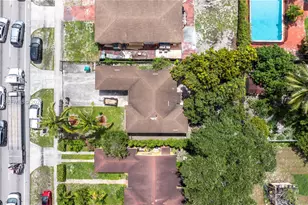 579 NW 119th St, Miami, FL 33168 - Photo 32