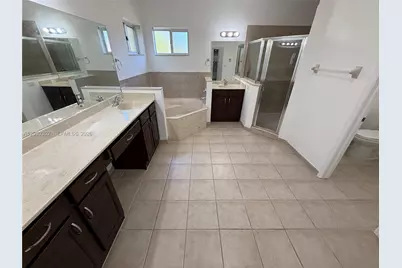 2250 SE 19th Ave, Homestead, FL 33035 - Photo 10
