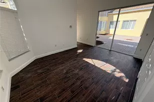 2250 SE 19th Ave, Homestead, FL 33035 - Photo 8