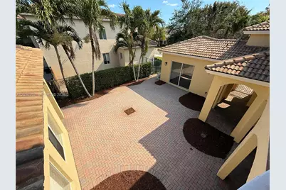 2250 SE 19th Ave, Homestead, FL 33035 - Photo 20