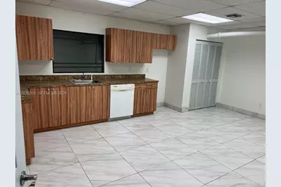 2281 NW 95th Ave, Doral, FL 33172 - Photo 10