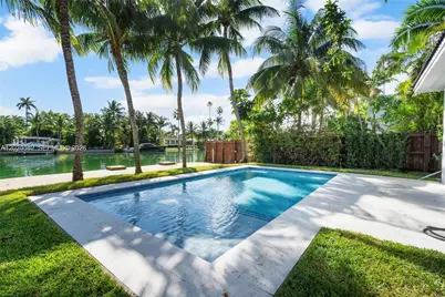 550 S Shore Dr, Miami Beach, FL 33141 - Photo 12