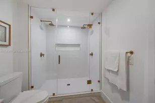90 NE 32nd St, Miami, FL 33127 - Photo 16