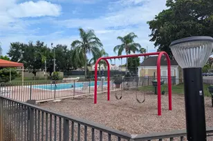 1300 NW 122nd Terrace, Pembroke Pines, FL 33026 - Photo 22
