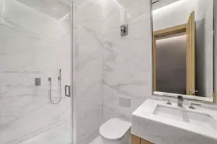 360 S Hibiscus Dr, Miami Beach, FL 33139 - Photo 86