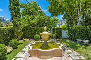 5860 Pine Tree Dr, Miami Beach, FL 33140 - Photo 30