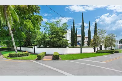 5860 Pine Tree Dr, Miami Beach, FL 33140 - Photo 68