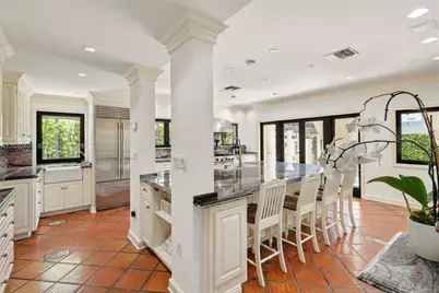 5860 Pine Tree Dr, Miami Beach, FL 33140 - Photo 38