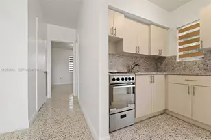 3211 NW 13th Terrace, Miami, FL 33125 - Photo 4