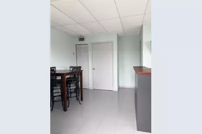 [Address not provided], Oakland Park, FL 33311 - Photo 4