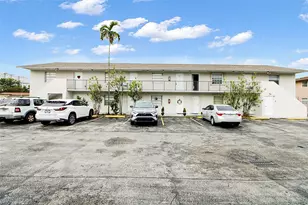 10745 SW 3rd St, Sweetwater, FL 33174 - Photo 4