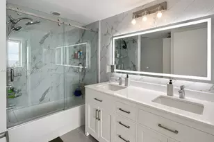 92 SW 3rd St, Miami, FL 33130 - Photo 16