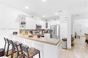7475 NW 116th Ave, Doral, FL 33178 - Photo 14