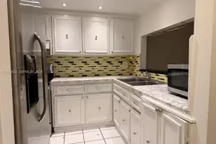 1035 W 77th St, Hialeah, FL 33014 - Photo 6