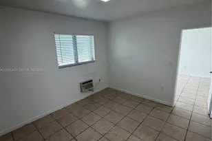 775 NE 128th St, North Miami, FL 33161 - Photo 8