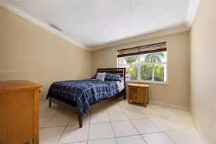 18863 NW 52nd Ct, Miami Gardens, FL 33055 - Photo 14