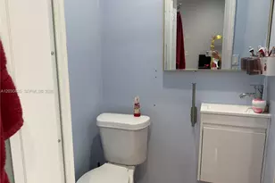 1870 W 64th St, Hialeah, FL 33012 - Photo 10