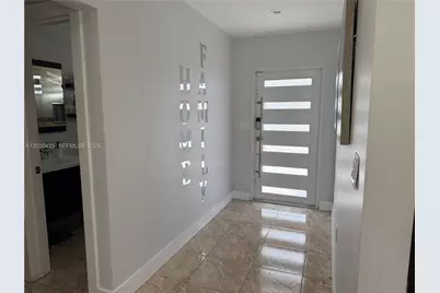1870 W 64th St, Hialeah, FL 33012 - Photo 14