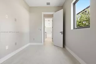 1380 Hollywood Blvd, Hollywood, FL 33019 - Photo 36