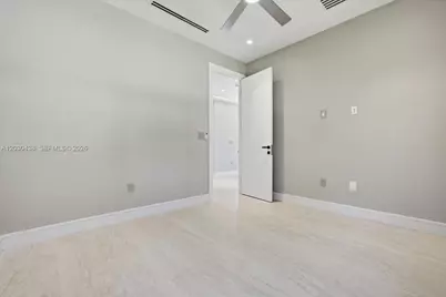 1380 Hollywood Blvd, Hollywood, FL 33019 - Photo 16