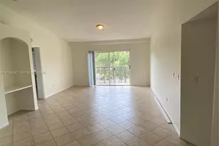 300 N Crestwood Ct N, Royal Palm Beach, FL 33411 - Photo 2