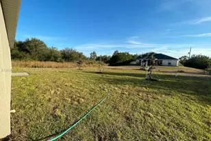 2613 62nd St W, Lehigh Acres, FL 33971 - Photo 12