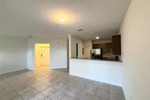10620 NW 88th St, Doral, FL 33178 - Photo 4
