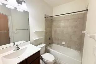 10620 NW 88th St, Doral, FL 33178 - Photo 12