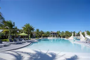 10620 NW 88th St, Doral, FL 33178 - Photo 14