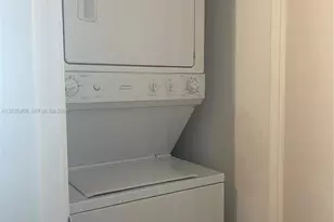 500 Brickell Ave, Miami, FL 33131 - Photo 26