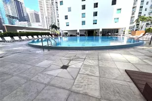 500 Brickell Ave, Miami, FL 33131 - Photo 32