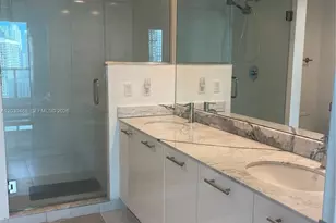 500 Brickell Ave, Miami, FL 33131 - Photo 26