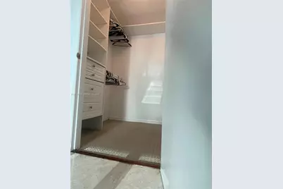 500 Brickell Ave #3105, Miami, FL 33131 - Photo 12