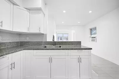 [Address not provided], North Miami Beach, FL 33162 - Photo 2