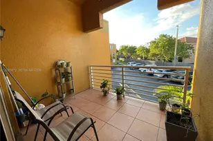 9711 Fontainebleau Blvd, Miami, FL 33172 - Photo 14