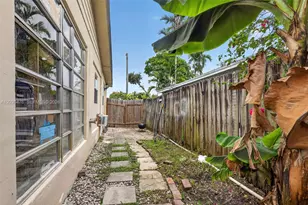 18240 NE 8th Ave, North Miami Beach, FL 33162 - Photo 56