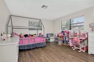 18240 NE 8th Ave, North Miami Beach, FL 33162 - Photo 28