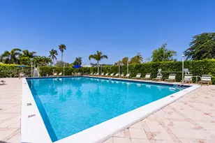 812 NE 26th Ave, Hallandale Beach, FL 33009 - Photo 22