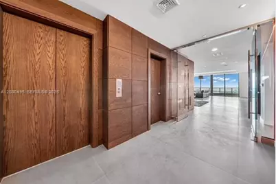 900 Biscayne Blvd #PH6205, Miami, FL 33132 - Photo 4